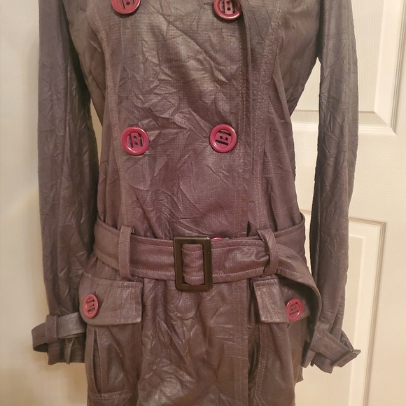 Women's Light Jacket. Brown color. Size Small - Picture 3 of 10